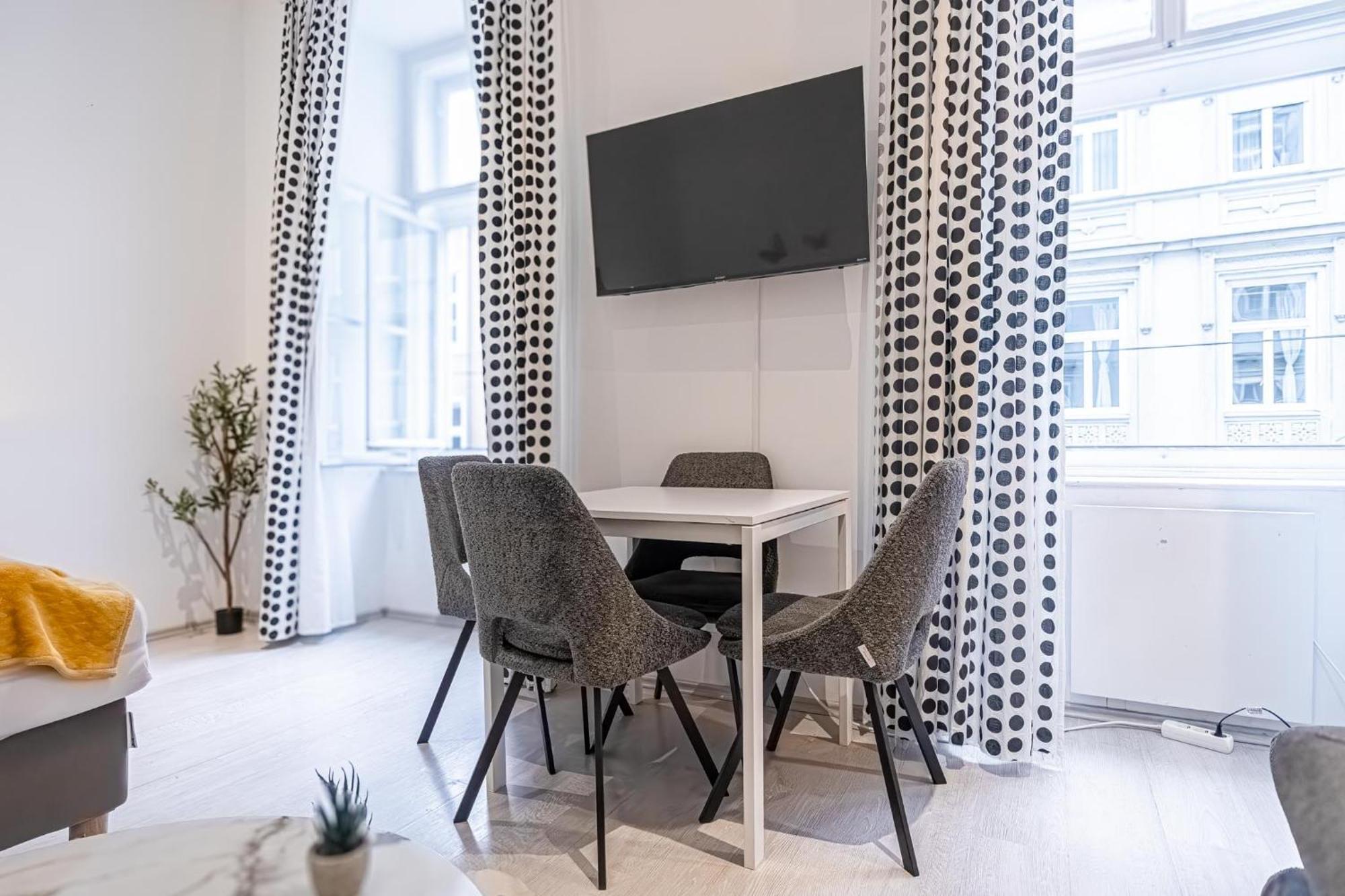Cozy 1Br - Perfect For Long Stays Wien Exteriör bild